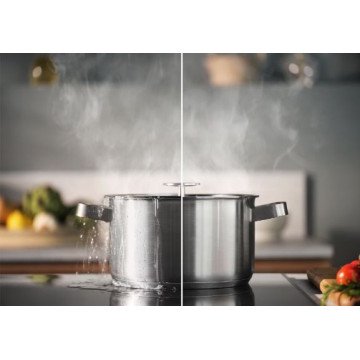 Electrolux Serie 700 EIS62453IZ Black Built-in 60 cm Zone induction hob 4 zone(s)