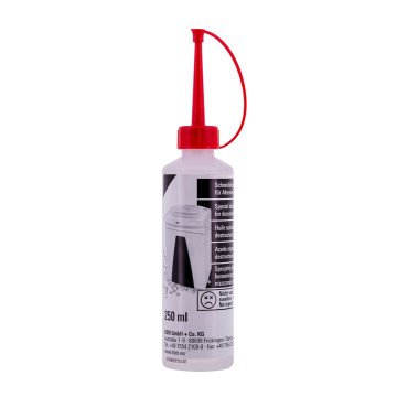 HSM Shredder Cleaning and Maintenance Fluid 250ml HSM Shredder Cleaning and Maintenance Fluid 250ml