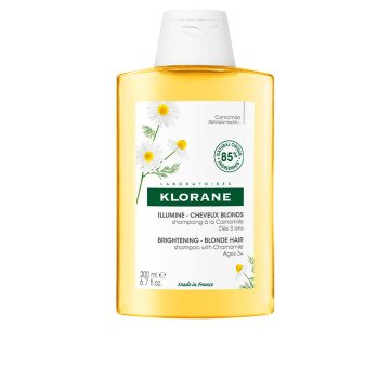 A LA CAMOMILE illuminating shampoo blonde highlights 200 ml A LA CAMOMILE illuminating shampoo blonde highlights 200 ml